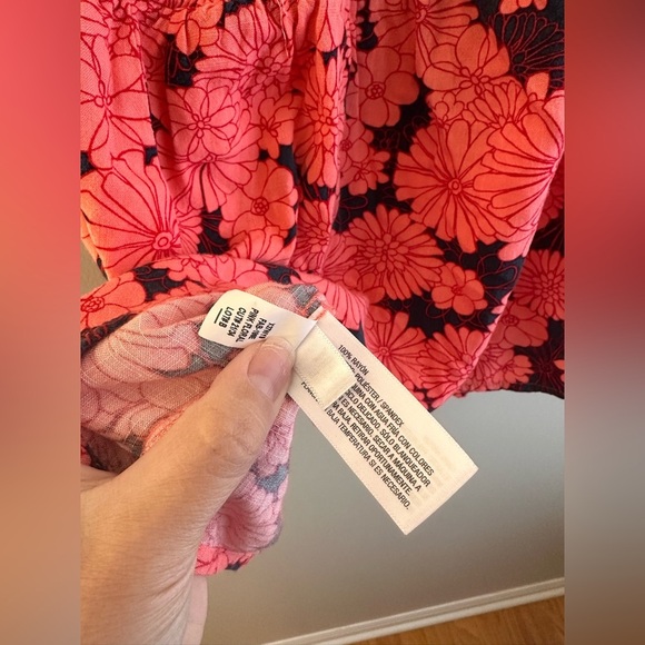 Isabel Maternity Floral Smocked Flowy Sleeveless Tank Size L - Picture 5 of 6